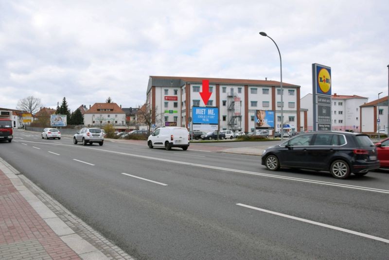 Lobstädter Str. 17/B 93 /Lidl/Einfahrt/Sicht Markt/lks -quer
