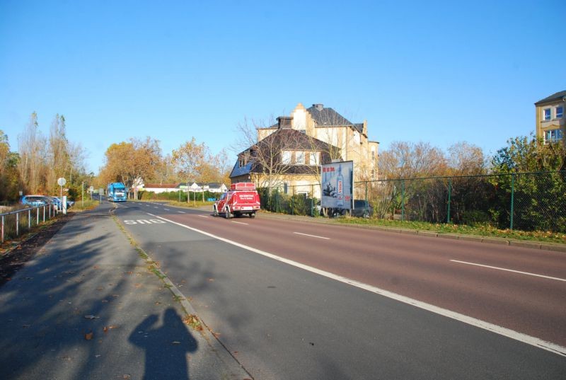 Farbenstr/nh. Wasserturmstr/lks  (Wolfen)