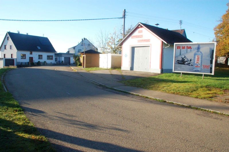 Untere Dorfstr/geg. Nr. 3/bei Feuerwehrhaus  (Glashütte)