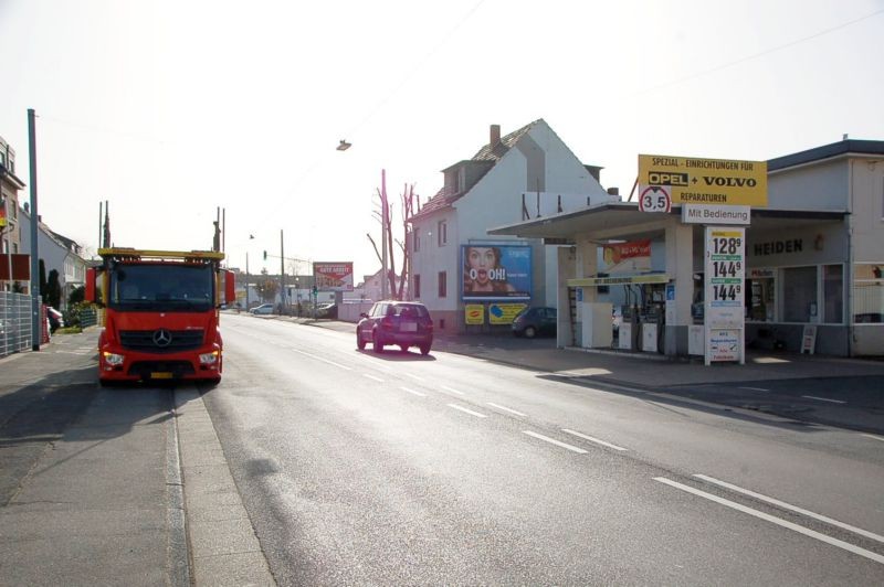 Hauptstr. 95/B 8/Lidl/Zufahrt (Giebelwand quer)