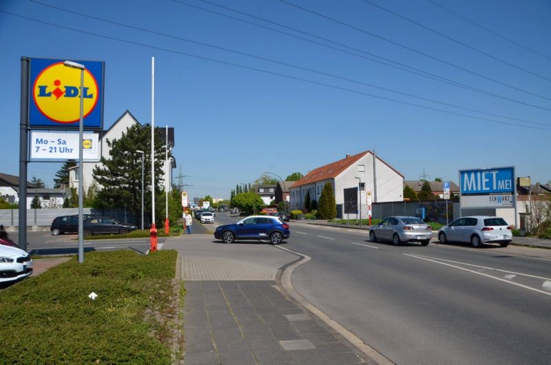 Wartburgstr. 222/geg. Lidl/Einfahrt