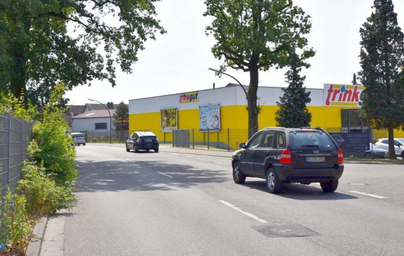 Ottostr. 1 /Trinkgut/lks vom Eingang/lks