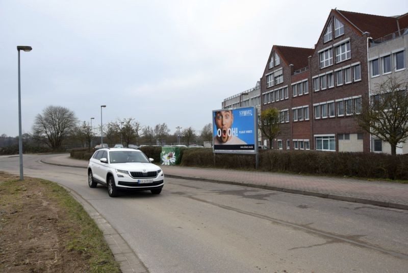 Grevesmühlener Str/An der Bahn/Zuf EKZ Margaretenhof (lks)