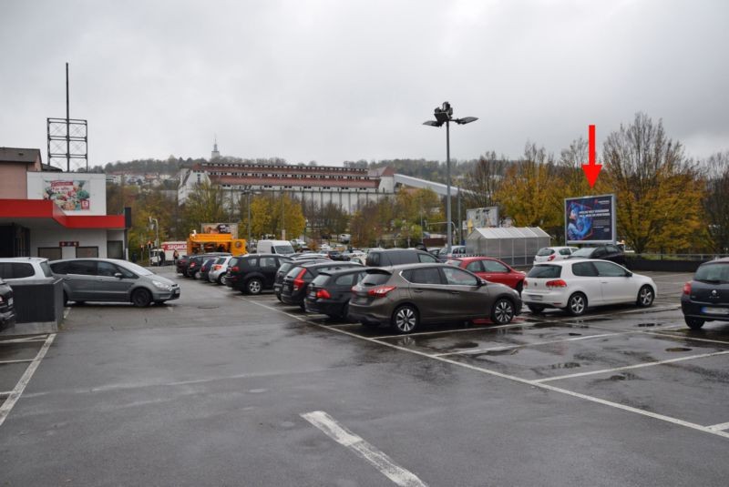 Hohwiesenweg 2 /Kaufland/geg. Eingang/rts (bei EWU)