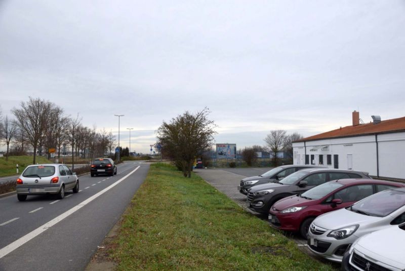 Stockstädter Str. 29 /Netto/lks von Einfahrt/Sicht Markt