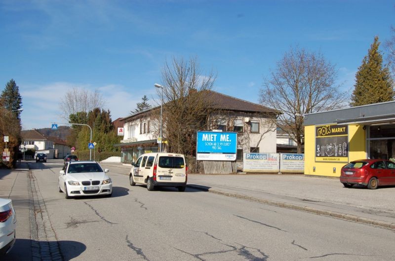 Simon-Breu-Str. 2/neb. Eingang trinkgut