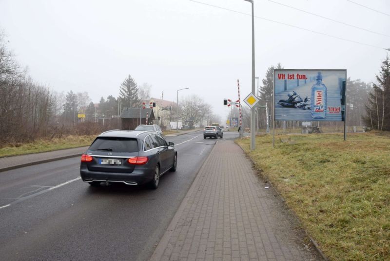 Frauensteiner Str/nh Carl-Schiffner-Str/Bahnübergang/WE rts