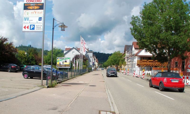 Bahnhofstr. 15/B 19/bei Matratzen Concord (quer)