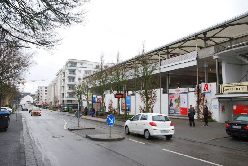 Flachstr. 13 /Rewe im Westc./nb.Einf PH/Sto.3-Carl-v.-Linde-