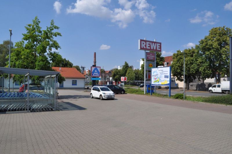 Hermann-Müller-Str. 1-2 /Rewe/Einf/Sicht Markt  (Schladen)