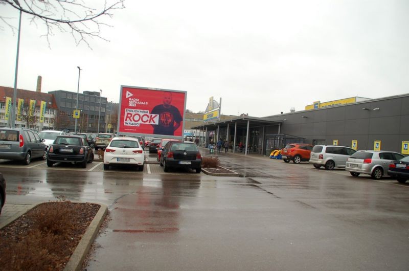 Albrechtstr. 33 /E-center/rts vom Eingang/Sicht Bahnhofstr