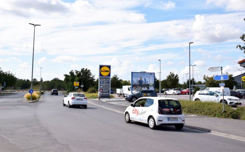 Hessenstr. 2 /Eins-A Gtrk.+Lidl/Einf/Si Einf (quer zur Str)