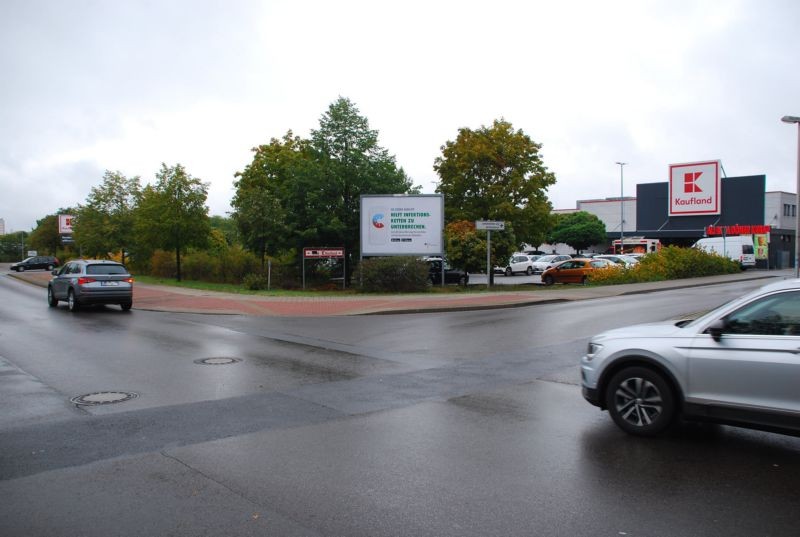 Hardenbergstr /Kaufland/Zufahrt rts (quer zur Str)