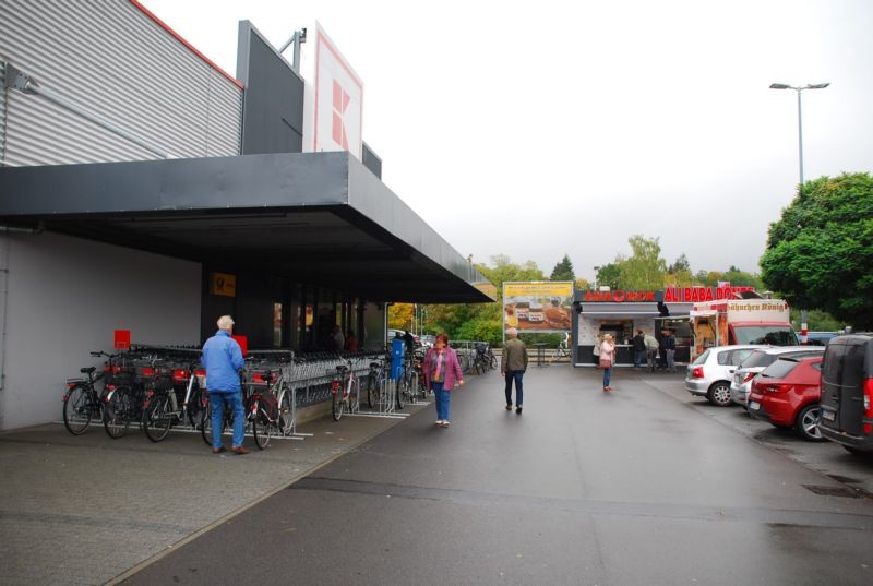 Hardenbergstr /Kaufland/rts vom Eingang (Sicht Markt)