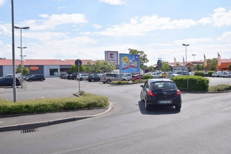 Collmener Str. 1 /Kaufland/Einfahrt/Sicht Einfahrt