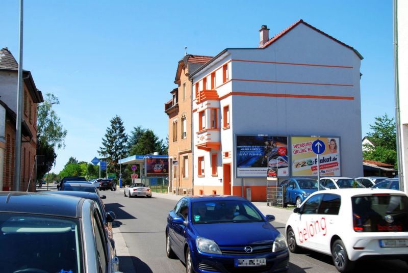 Gaustr. 146 (quer am Giebel)