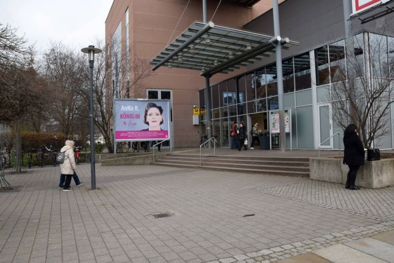 Borsbergstr. 35 /Kaufland/Eingang