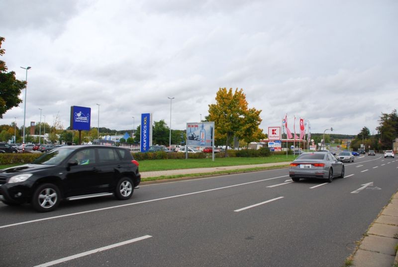 Waldenburger Str. 97 /Kaufland/Zuf Einf/WE lks -quer zur Str