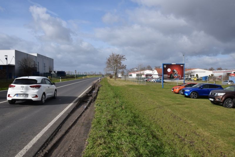 Schloßvippacher Str. 11/bei Autohaus-Ost/WE rts (quer)