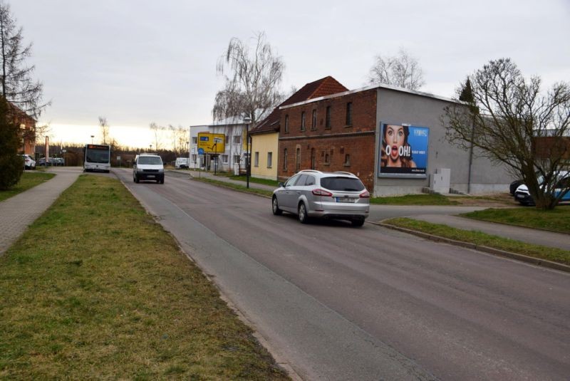 Ernst-Thälmann-Str. 56/Agricolaweg (quer)