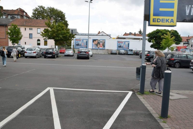Weender Landstr. 59 /E-neukauf Motz (geg. Eingang)