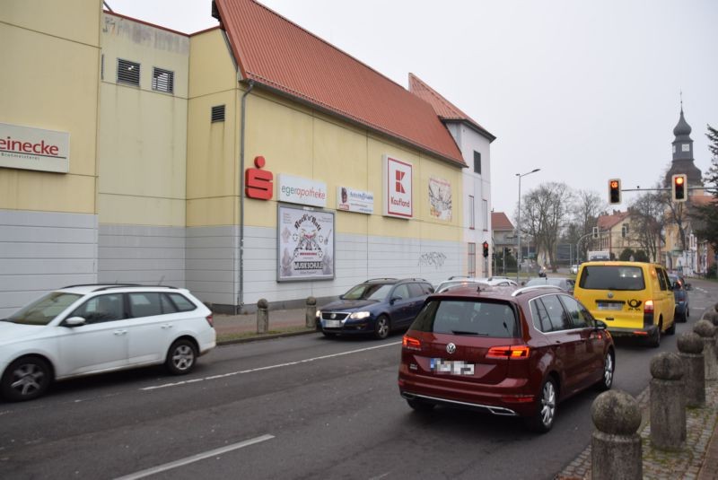 Schönfließer Str. 66 /Kaufland/nh. Kreuzung (Sicht B 96)