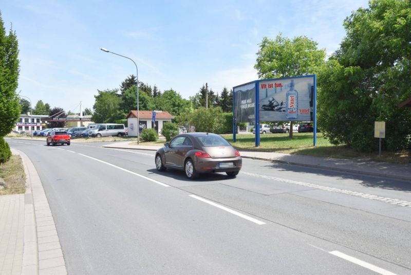 Neustädter Str/geg. Nr. 175/nh. An den Strassenäckern (rts)