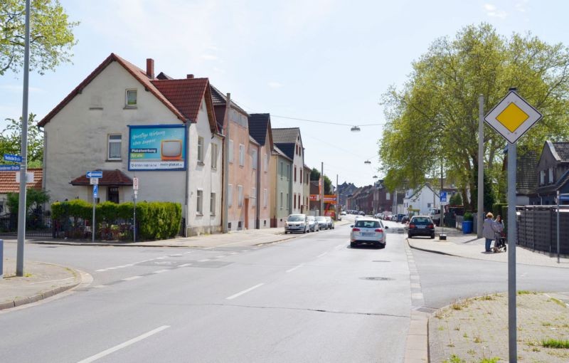 Vestische Str. 226/Zufahrt Norma (quer am Giebel)