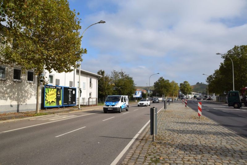 Karl-Wüst-Str. 15 /Edeka C+C/lks von Einf (parallel zur Str)