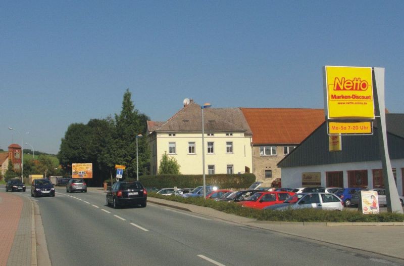 Hauptstr. 57/Höhe Netto (quer zur B 96)