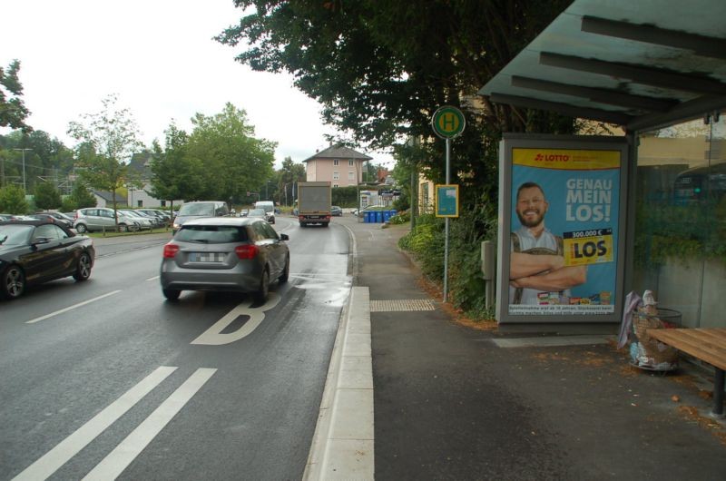 Friedrichshafener Str/geg. Holbeinstr/lks von Ampel (innen)