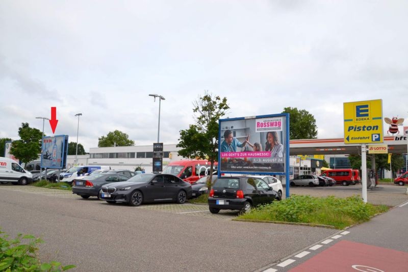 Hertzstr. 2-4 /Edeka/Einfahrt/Sicht Autohaus/mte