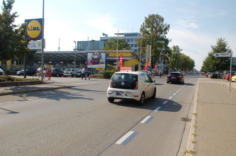 Max-Stromeyer-Str. 15 /Lidl/Einf/Sicht Markt (quer zur Str)