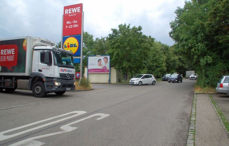 Haslacher Weg 24 /Rewe/Einfahrt (quer zur Str)