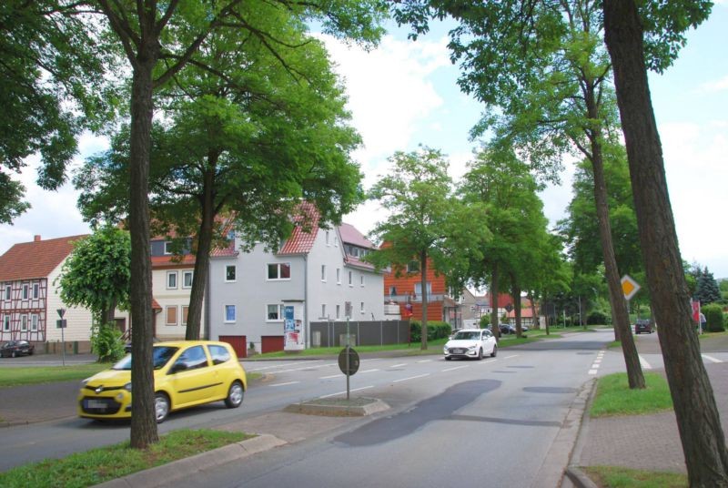 Karlshafener Str/B 80/Steinweg  (Veckerhagen)