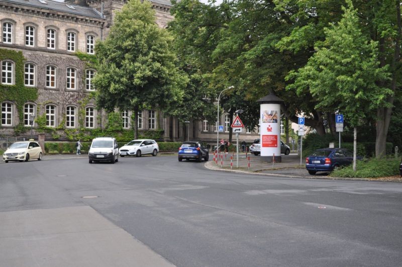 Theaterplatz 9/geg. Max-Planck-Gymnasium