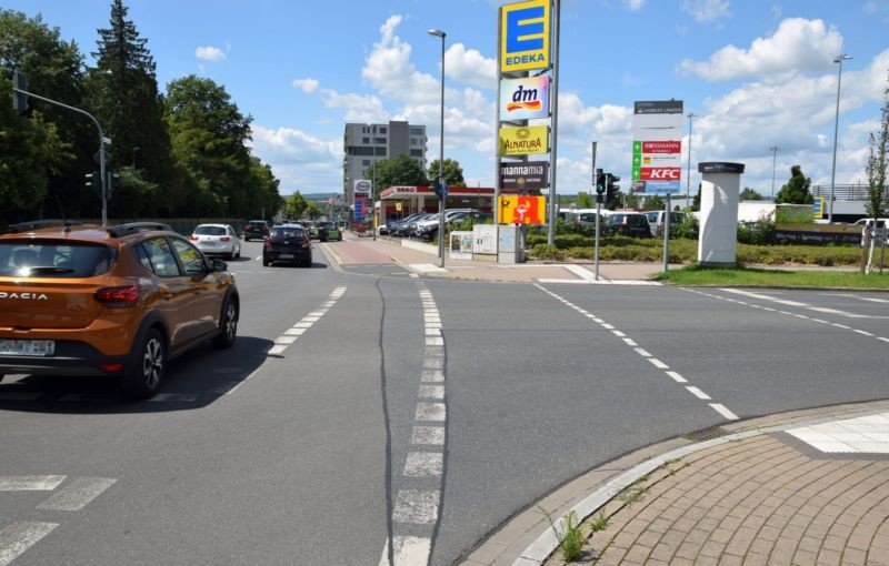 Salinenweg/Kasseler Landstr/B 3/Zufahrt Edeka