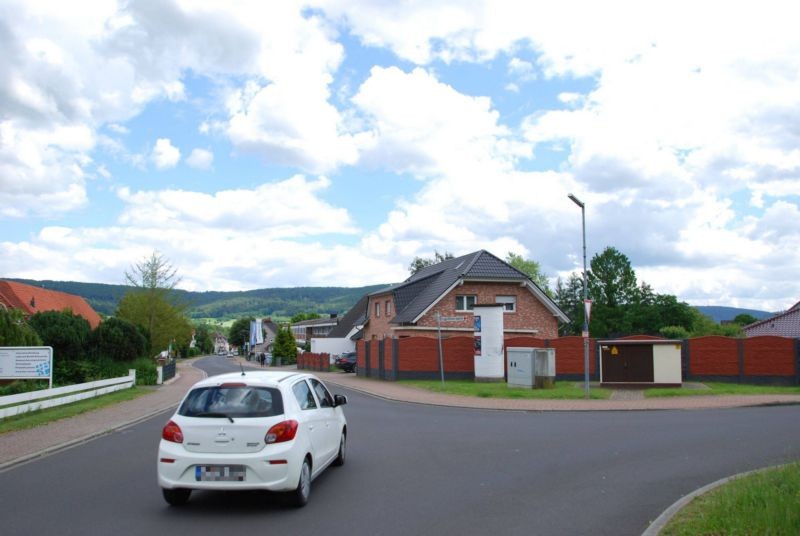 Obere Kassler Str/Am Ochsenkamp  (Veckerhagen)