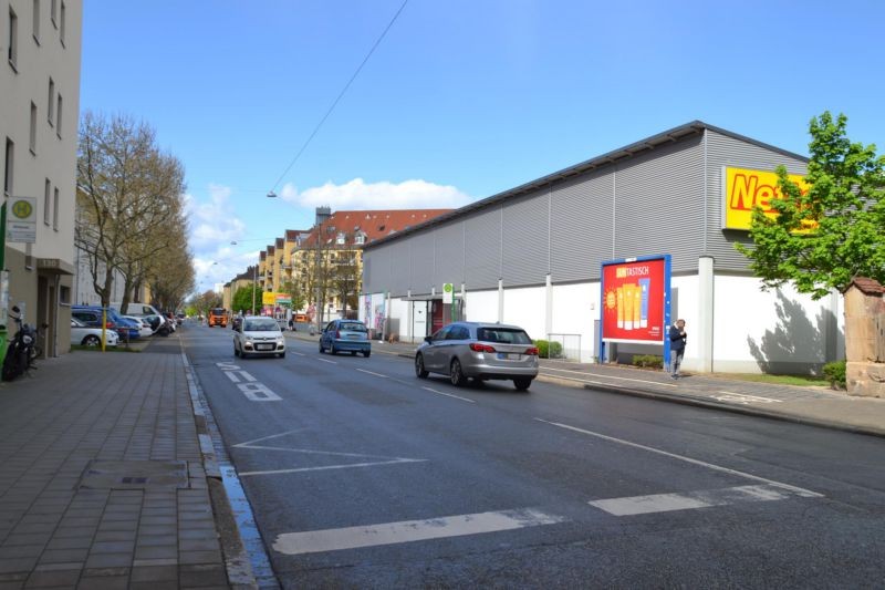 Herrnstr. 103 /Netto/Zufahrt (rts von Bus-Hts)