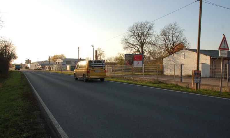 Lohstr. 6d/Zufahrt Möbel-Zentrum (quer)