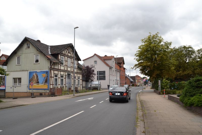 Vor dem Celler Tor 5/NP-Markt/Einf Gartenstr/rts (quer)