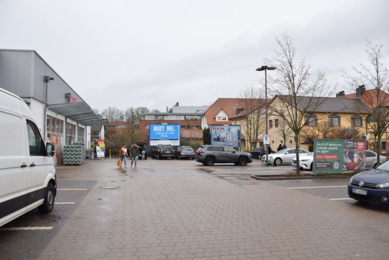 Osteroder Str. 3a /Rewe/rts vom Eingang