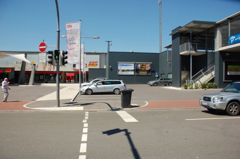 Bahnhofsplatz 1/B 10/neb. Eingang Bahnhof