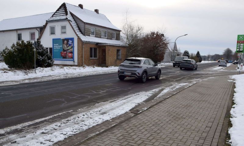 Knesebecker Str. 36/geg. Tkst (quer am Giebel)