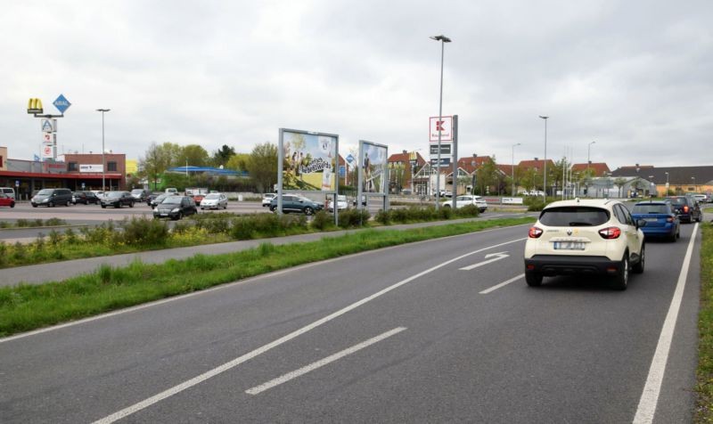 Am Lückefeld 97 /Kaufland/lks von Einfahrt/lks