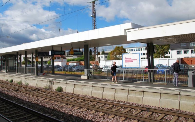 Johann-Klein-Str. 2/Bhf Frankenthal (Sicht Bahnsteig)