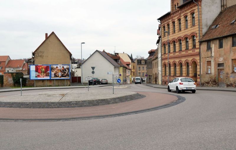 Hohetorstr. 37/Nikolaistr (beim Kreisverkehr)