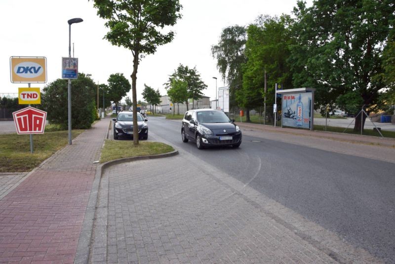 Ludwig-Erhard-Str/geg M1 Tankstelle (WH)