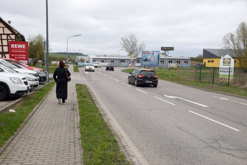 Sondershäuser Str/B 249/geg. Rewe/Einfahrt (rts)