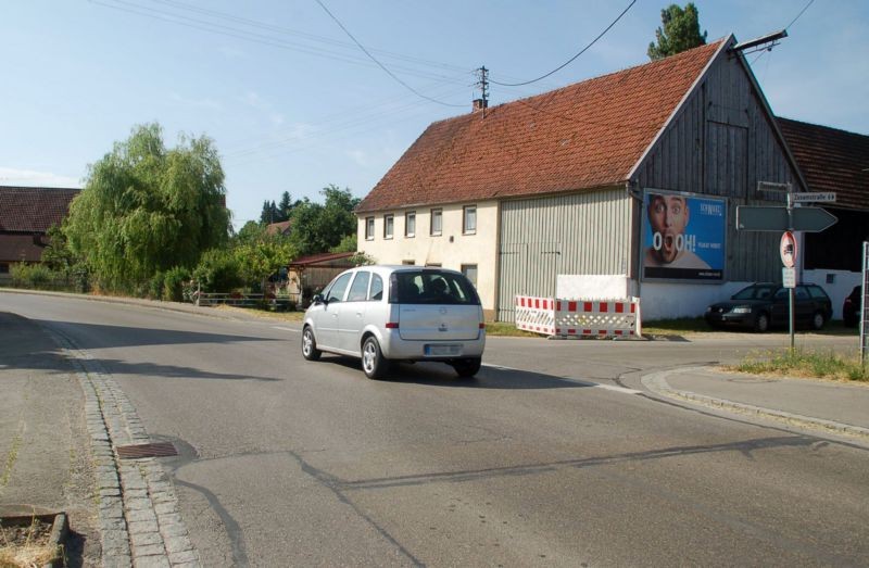 Zusamstr. 4/quer am Giebel  (Memmenhausen)